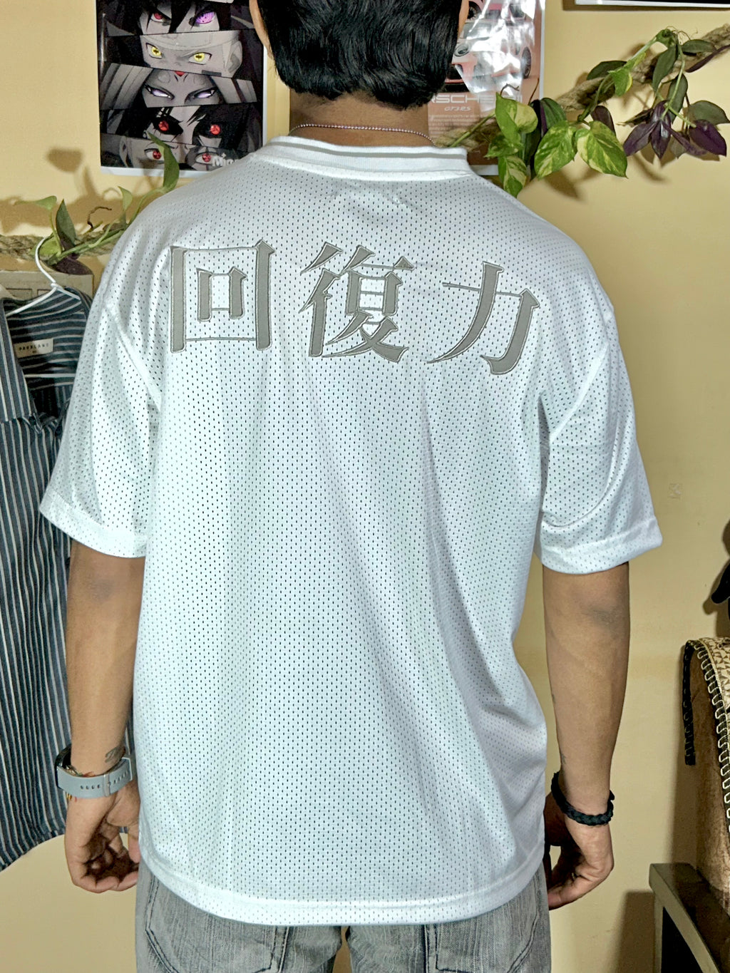 🧢 H&M White Mesh T-Shirt