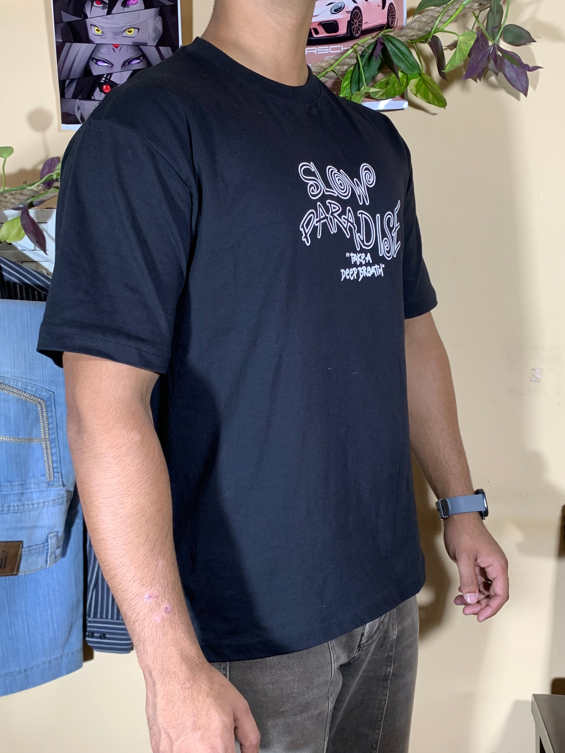 🖤 Zara Graphic Tee – “Slow Paradise”