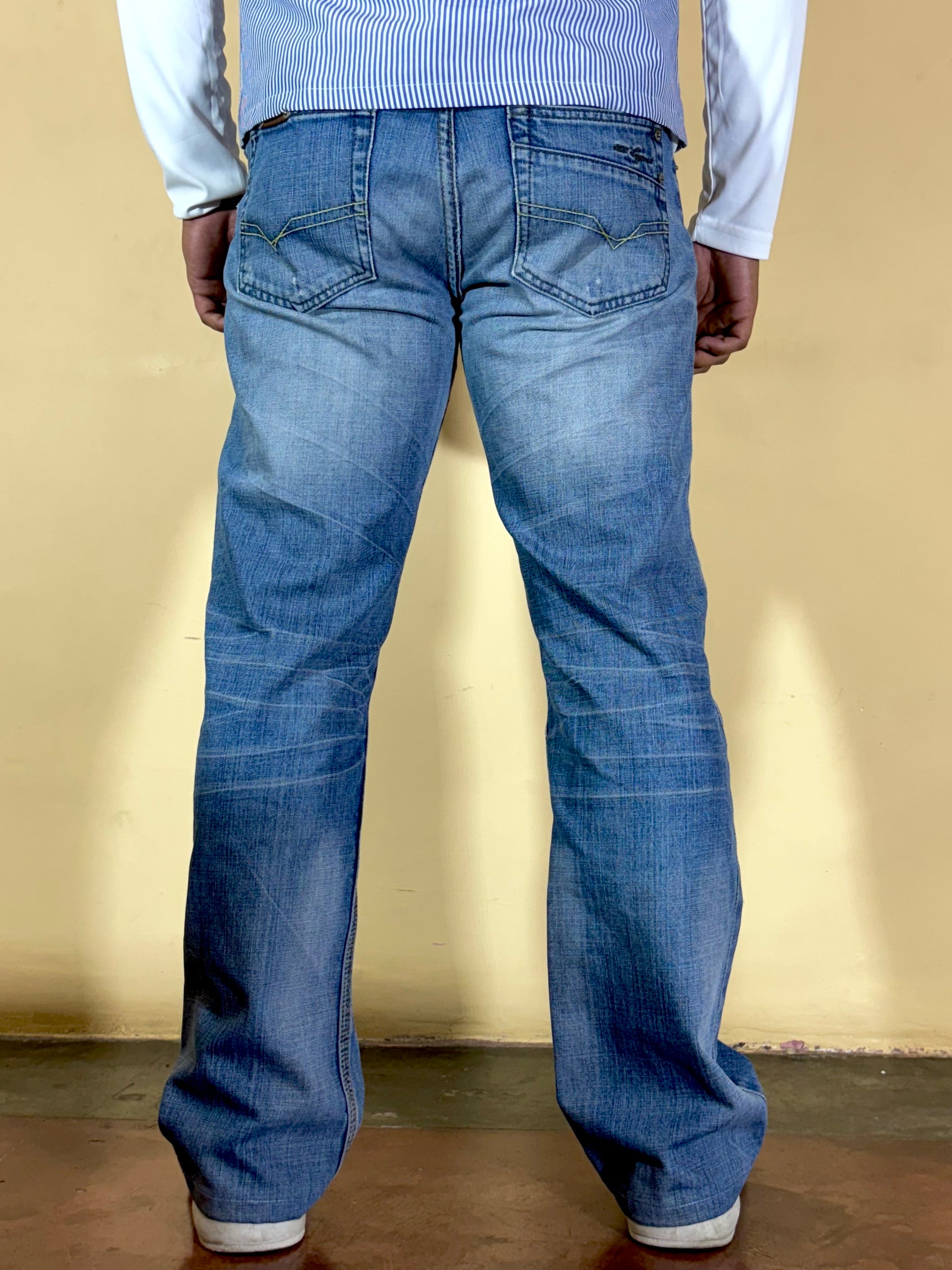 Horizon Hallinger — Wide Flare Vintage Denim